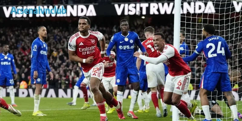 Diễn biến mới tại sân Emirates